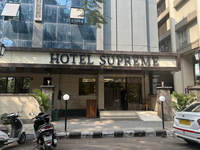 Supreme Hotel