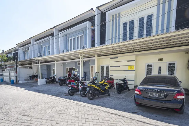 KoolKost near T2 Juanda Airport Surabaya