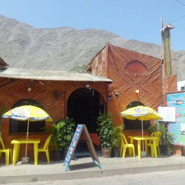 Restaurante Lunahuana 204