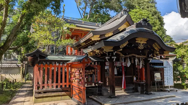 Manzoku Inari-jinja Shrine