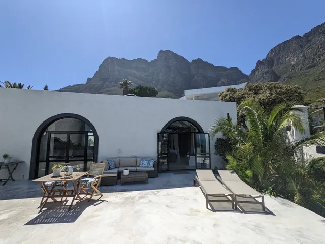 Four Uitsig Camps Bay