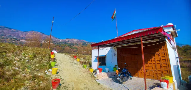 Doctor Chill, By the waterfall