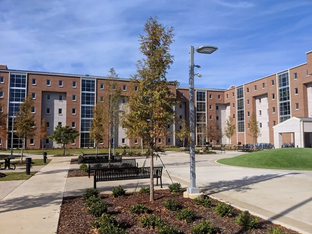 Charger Village Original (CGV)