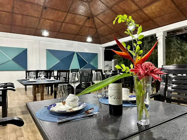 Carpe Diem Villas & Resort restaurant