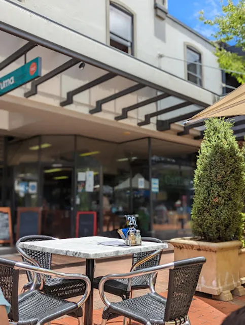 CAFFIENDS in the mall