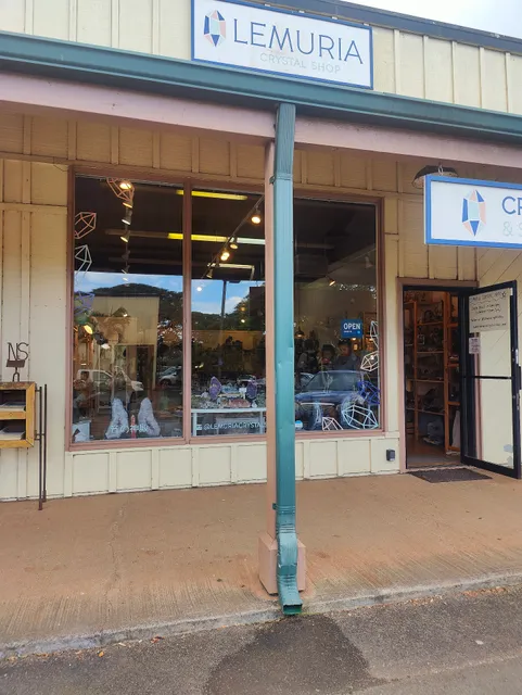 Lemuria Crystal Shop . Haleiwa