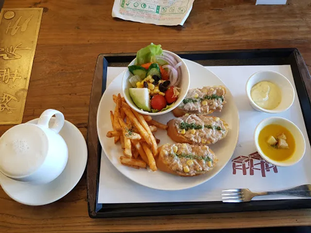 王記茶舖人文茶堂 - 美崙店