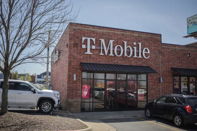 T-Mobile Authorized Retailer
