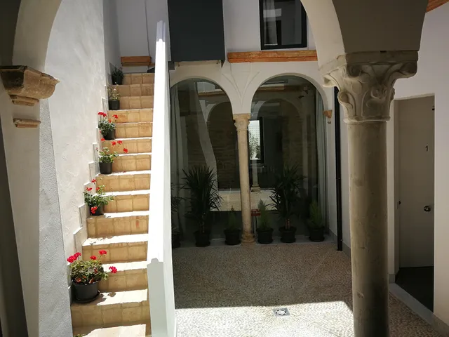 Patio de la Escalera, Santiago