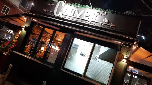 Clover cocktail&grill