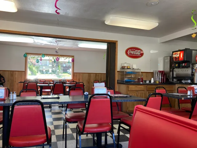 Dale Hollow 1 Stop BBQ