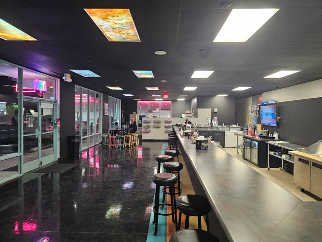 Retro’s Subs & Brews