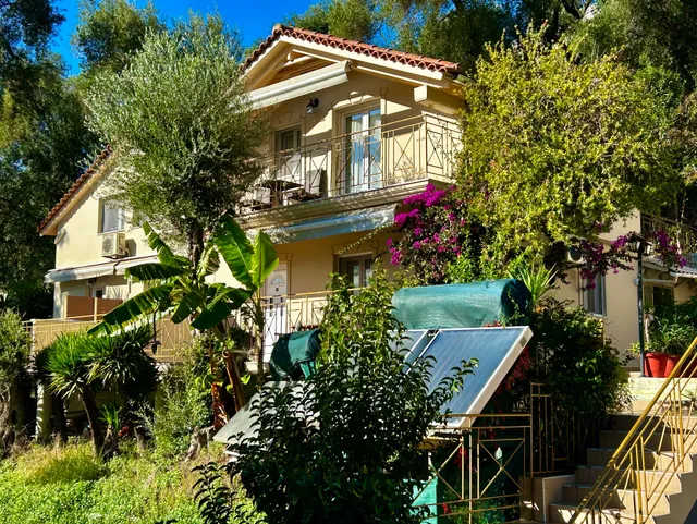 Tramonto Maisonettes and suites