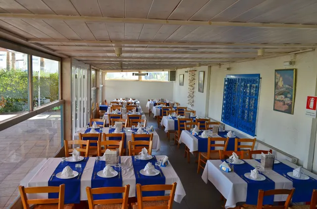 Family Nest Fish Tavern