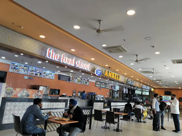 Costa Coffee, Yamuna Expressway