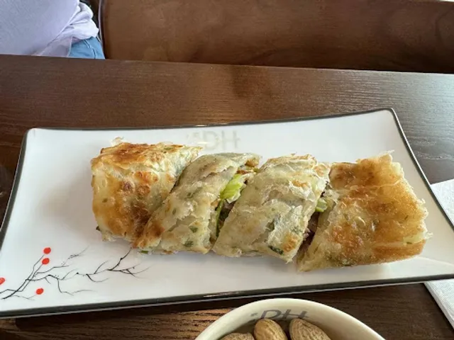 DH Noodles & Grill 敦煌兰州牛肉拉面