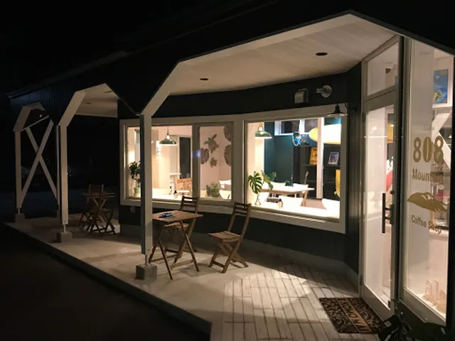 808 Mountain Coffee Shop