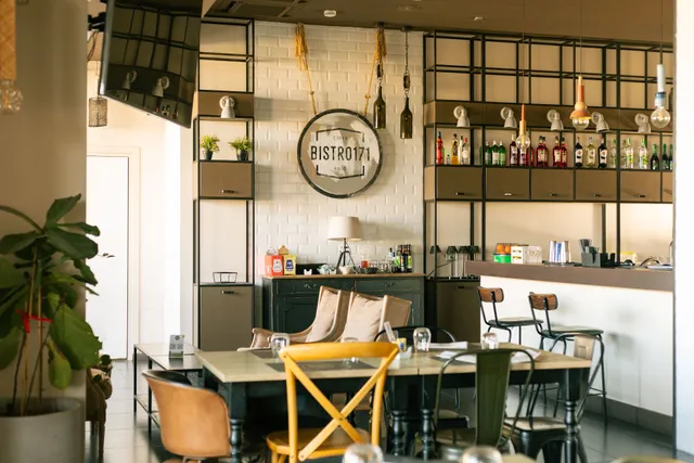 Bistro 171