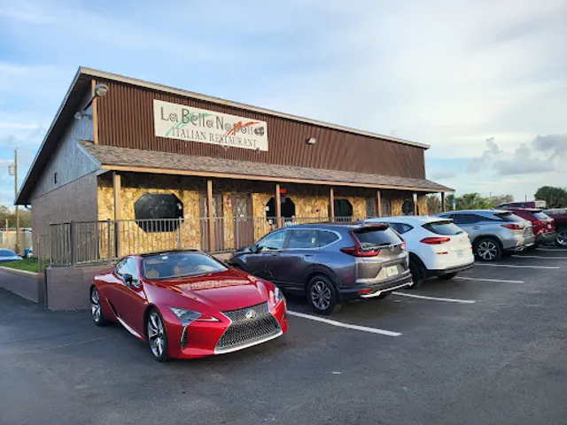 La Bella Napoli Restaurant