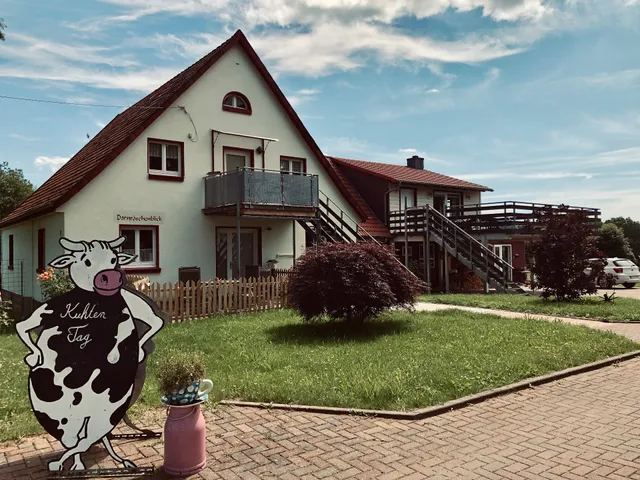 Ferienwohnungen Dornröschenblick - Carmen Baumann