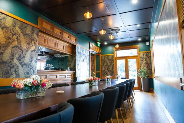 Harbour View Hotel, The Rocks