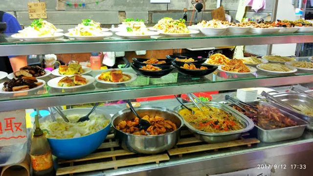 老眷村川味牛肉麵