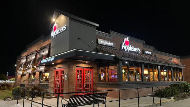 Applebee's Grill + Bar