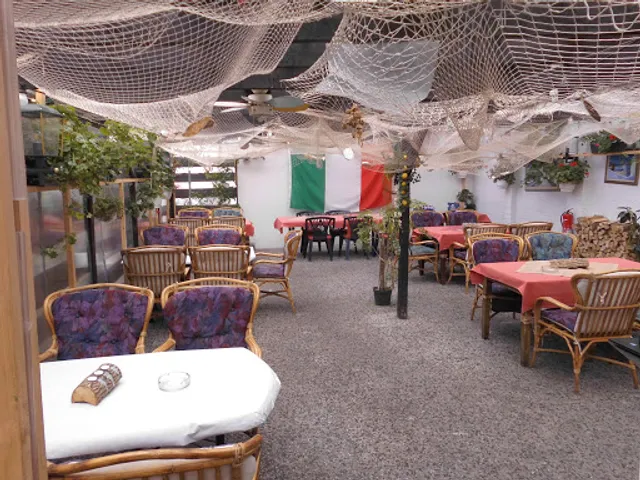 Mama Leone Inh, Susan Leone