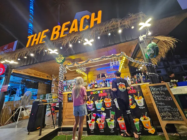THE BEACH (Jomtien beach)​
