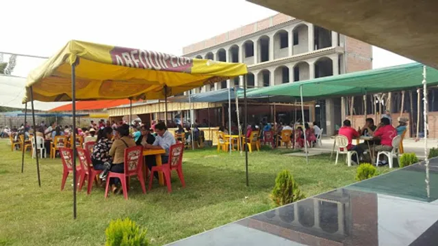 Resto-Bar Fundo Chololo