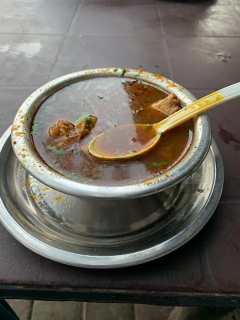 Pishori Chicken And Veg Soup