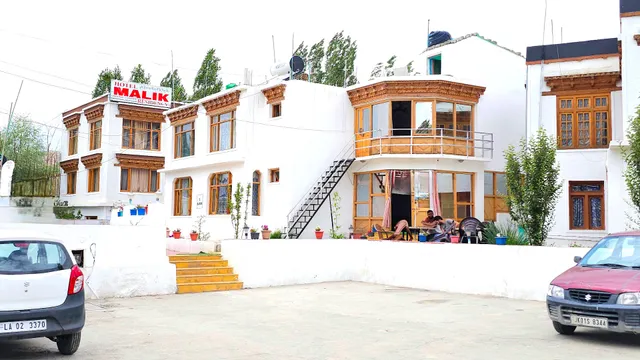 Hotel Malik Residency