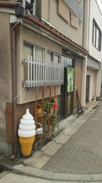 カフェバー懐古的未来