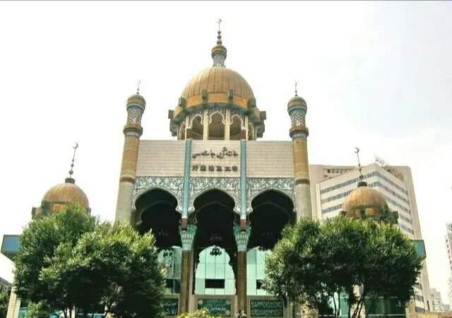 汗腾格里清真寺