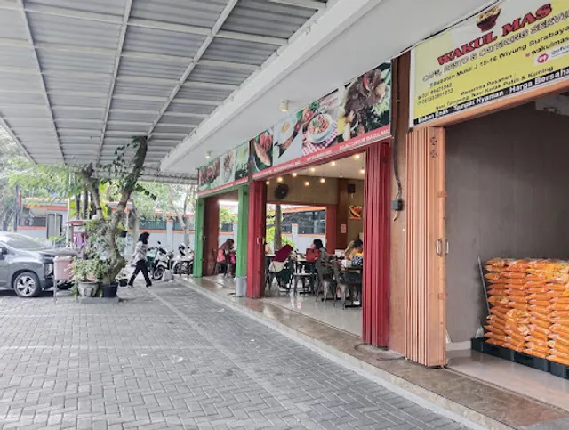 Wakul Mas Cafe & Resto