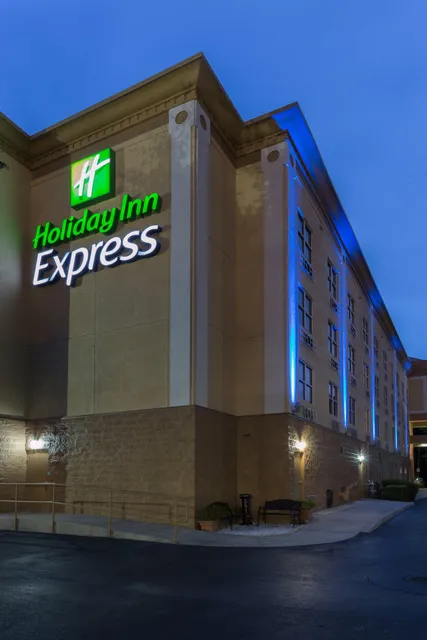 Holiday Inn Express & Suites Plant City by IHG