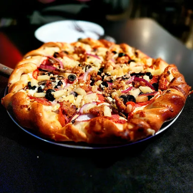 Blind Onion Pizza & Pub