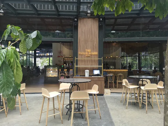 The Public House KL