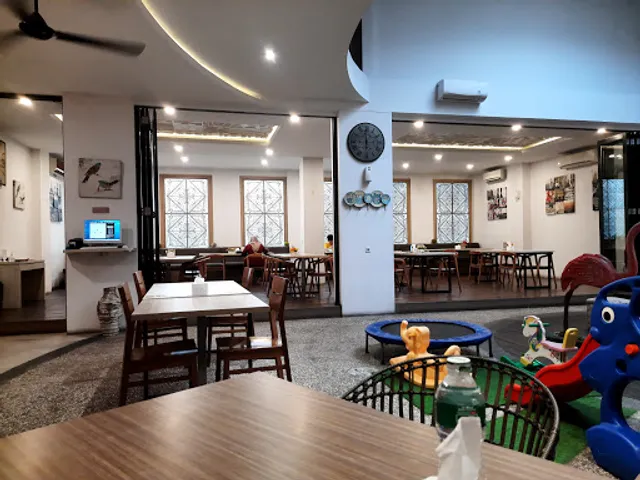 Padang Old Town Resto Gallery