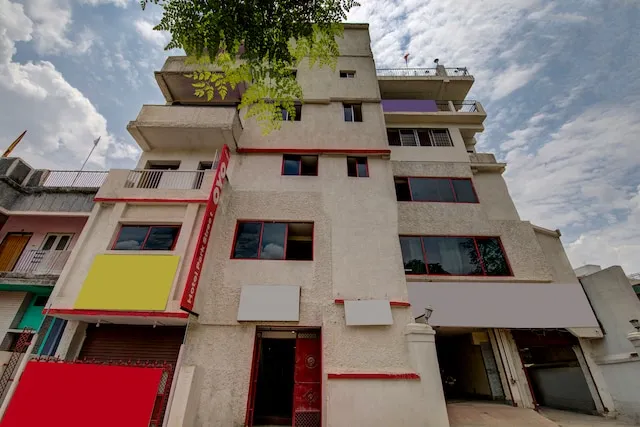 OYO Hotel Park Street 2