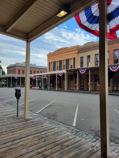 B. F. Hastings Bank Building