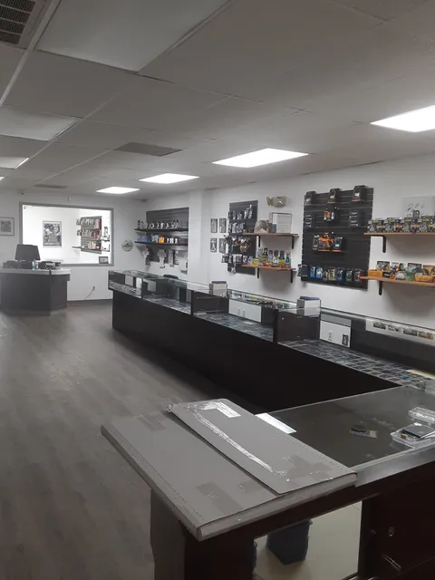 Lakeshore Golden Cards & Collectibles