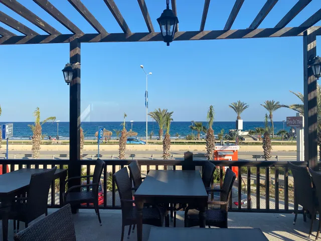 La Prima Porta Del Mare