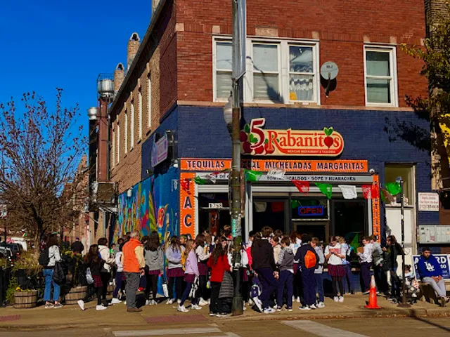 5 Rabanitos Restaurante & Taqueria