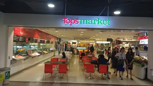 Tops Central Chiang Mai Airport