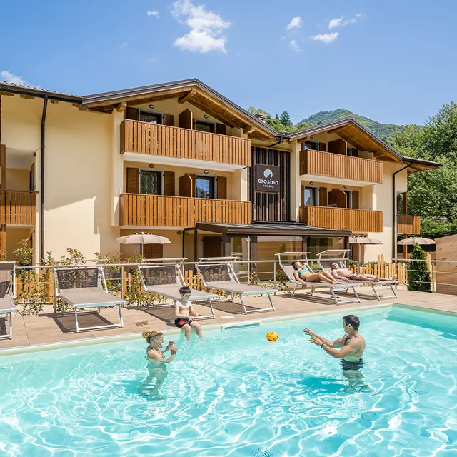 Crosina Holiday - Residence Toli
