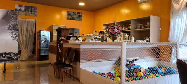 Monet Café & Poesia - Francisco Beltrão