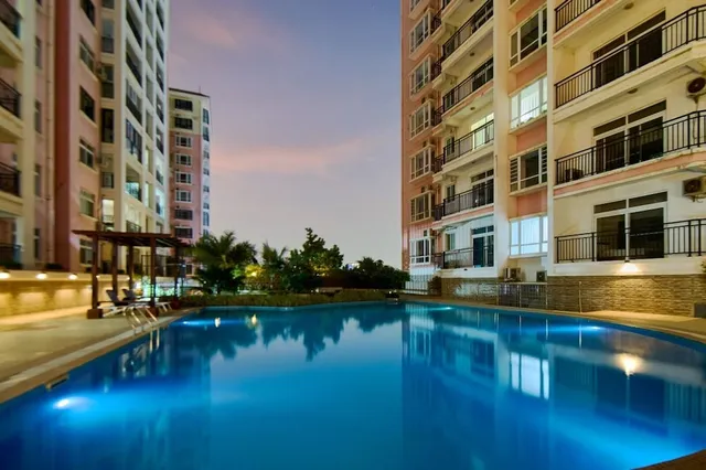 Chateau Towers Apartment Hotel