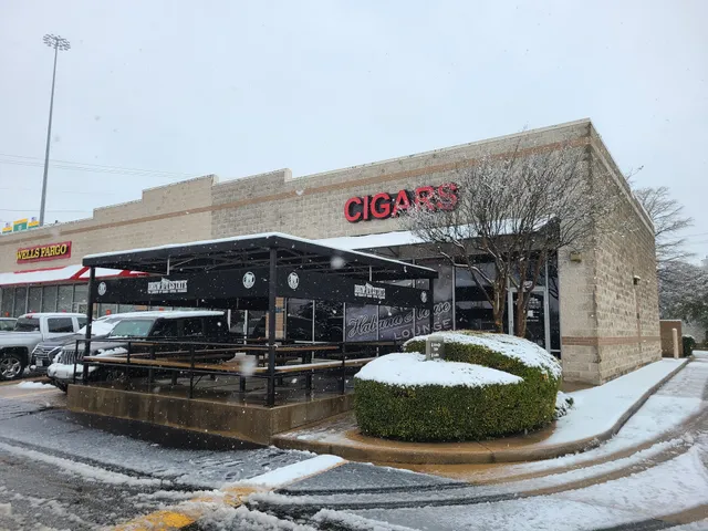 Habana House Cigar Lounge North Austin