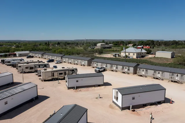 Elite Cabins and RV Park